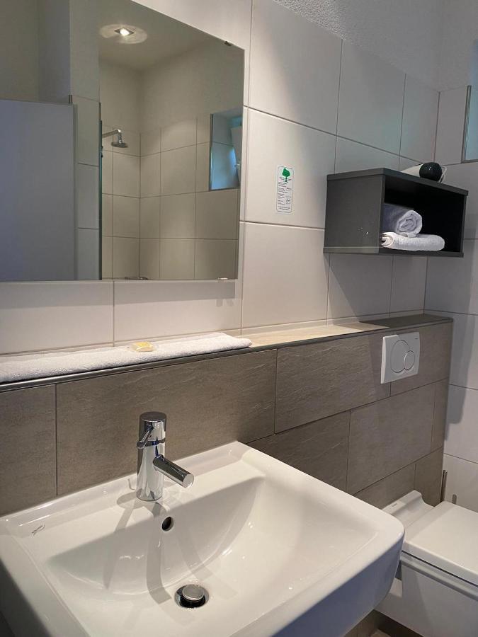 Sport Arena Hotel Валдсхут-Тинген Екстериор снимка