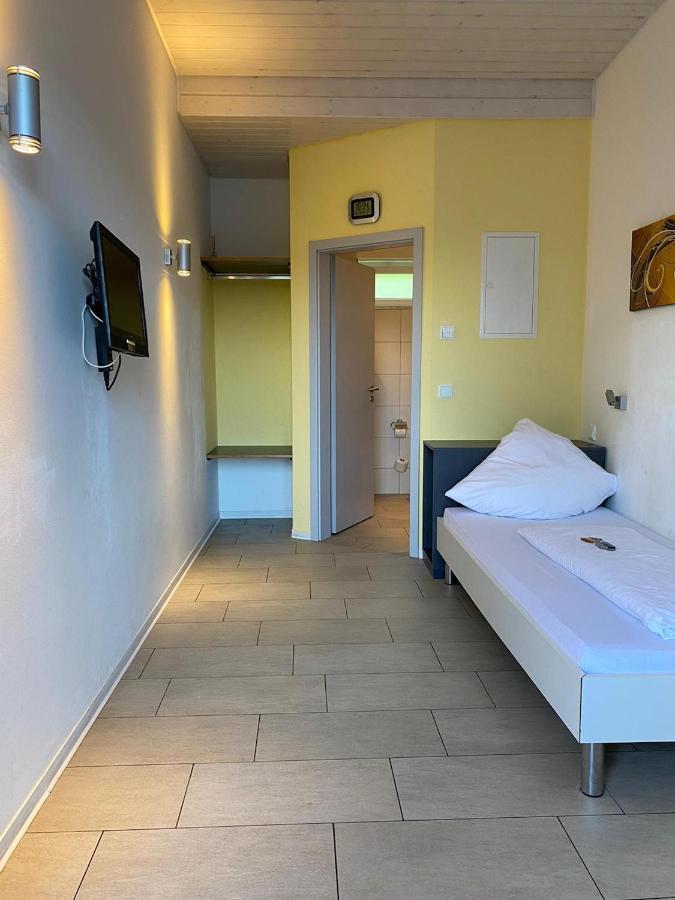 Sport Arena Hotel Валдсхут-Тинген Екстериор снимка